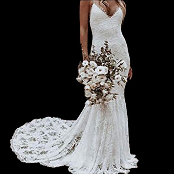 NWOT Wedding Dress. So beautiful Never worn. Size 8. - Picture 5 of 7